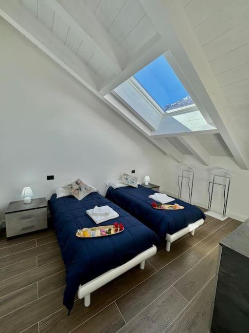 Apt. Aries - Penthouse Менаджо Екстер'єр фото